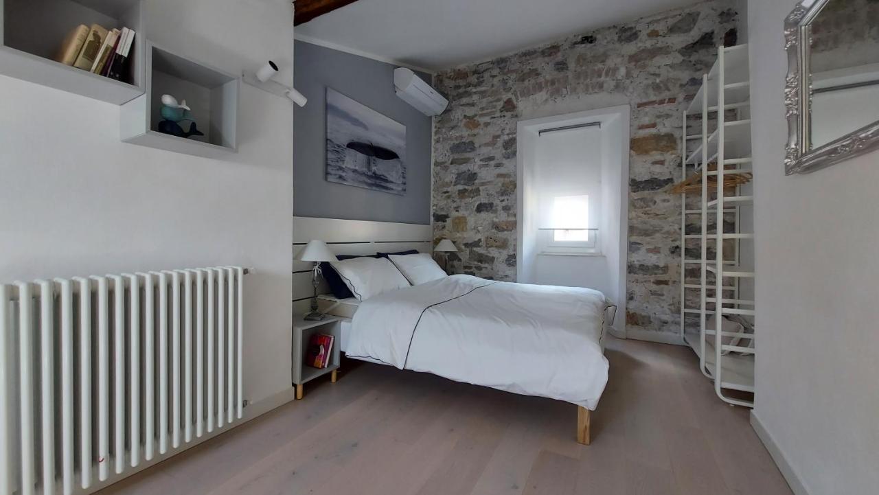 Whale Song Apartment - With Private Parking La Spezia Exterior photo